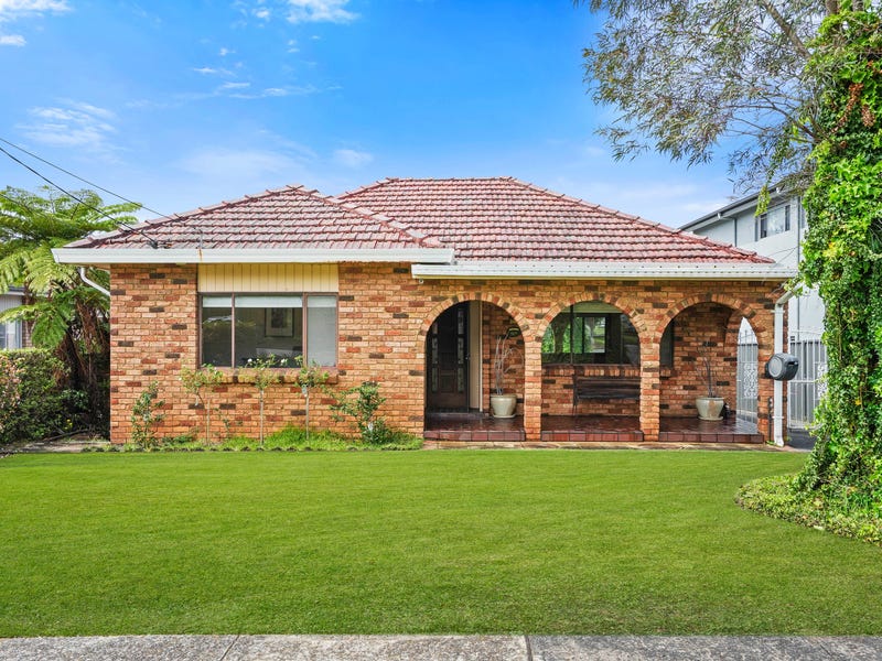 Real Estate & Property for Auction in Annandale, NSW 2038 (+1 location