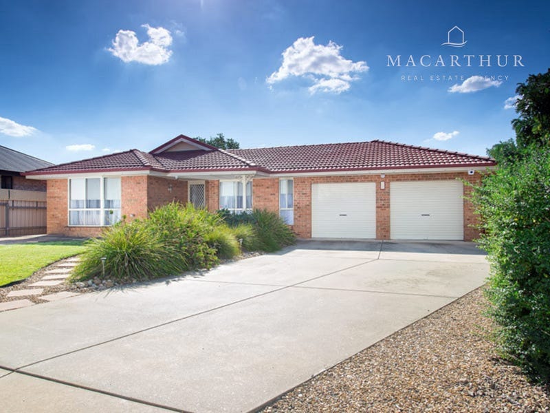 2 Woomera Place, Glenfield Park, NSW 2650