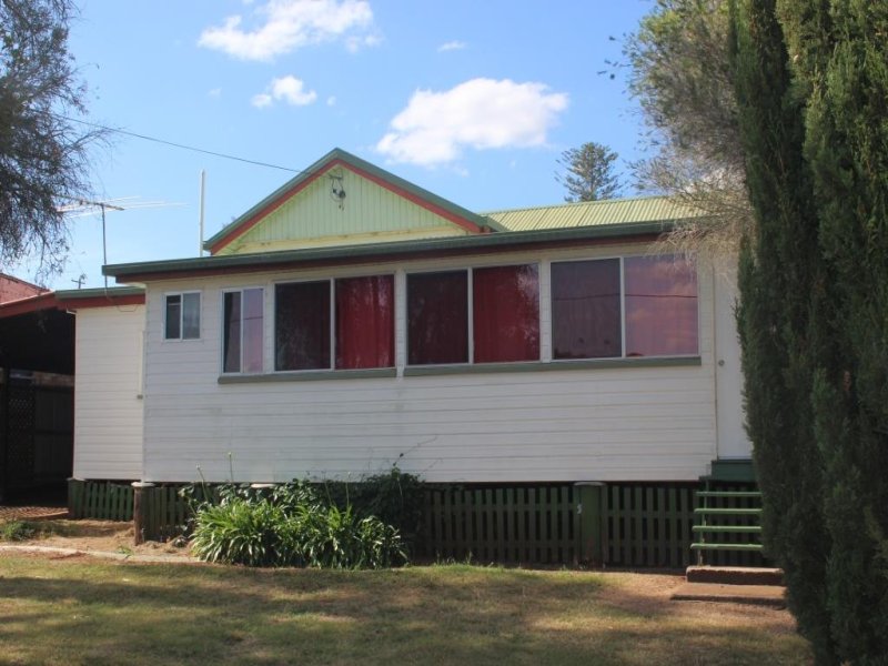 2 ster Street, Kingaroy, QLD 4610