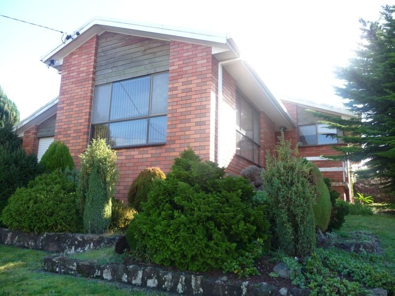 49 Mungala Crescent, Miandetta, Devonport, Tas 7310 Property Details