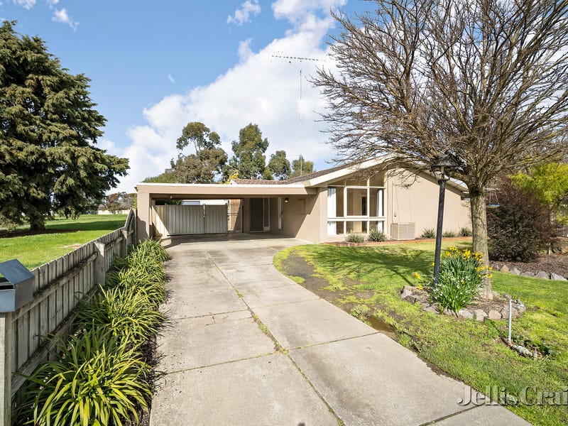 31 Mimosa Avenue, Alfredton, VIC 3350