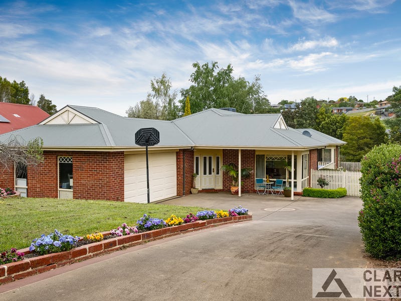 12 Dawson Drive, Warragul, Vic 3820 Property Details