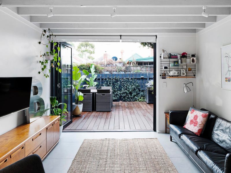 17 Laura Place, Fitzroy North, Vic 3068 17 Laura Place, Fitzroy North, Vic 3068