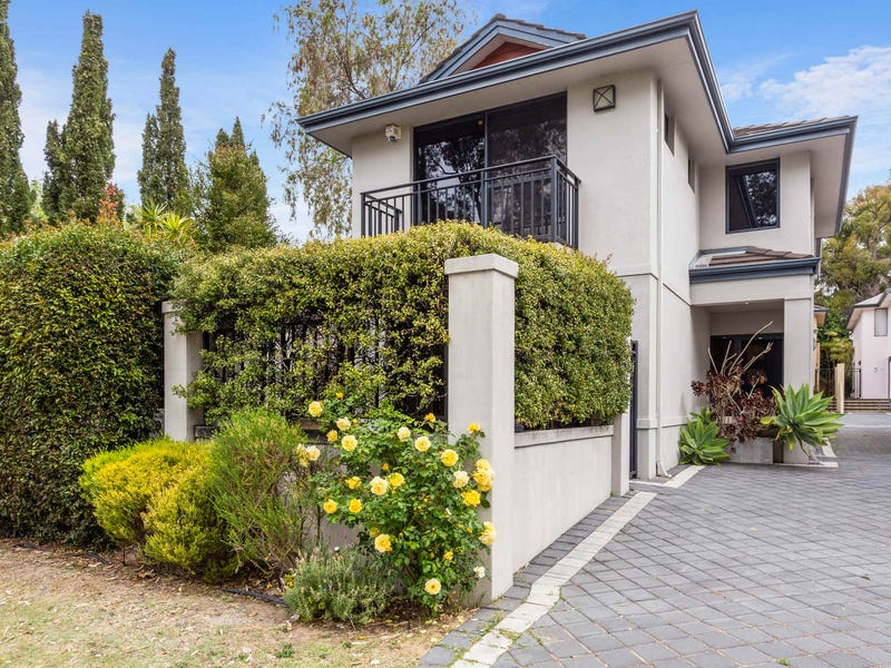 1/16 Leverburgh Street, Ardross, WA 6153 Property Details