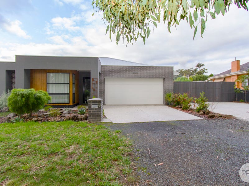 3 Gracefield Road, Brown Hill, VIC 3350
