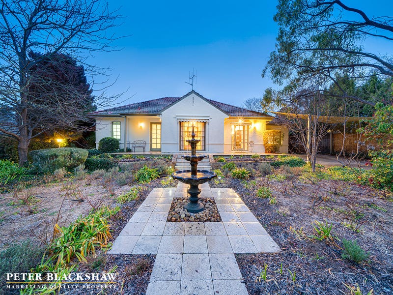 18 Dampier Cres, Forrest, ACT 2603