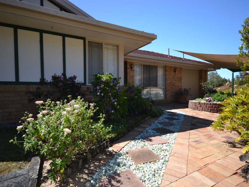 26 Sandalwood Terrace, Nerang, QLD 4211