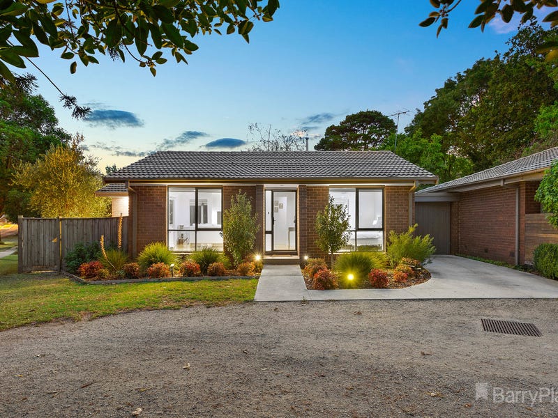 1/31 Peel Street, Berwick, Vic 3806 Property Details