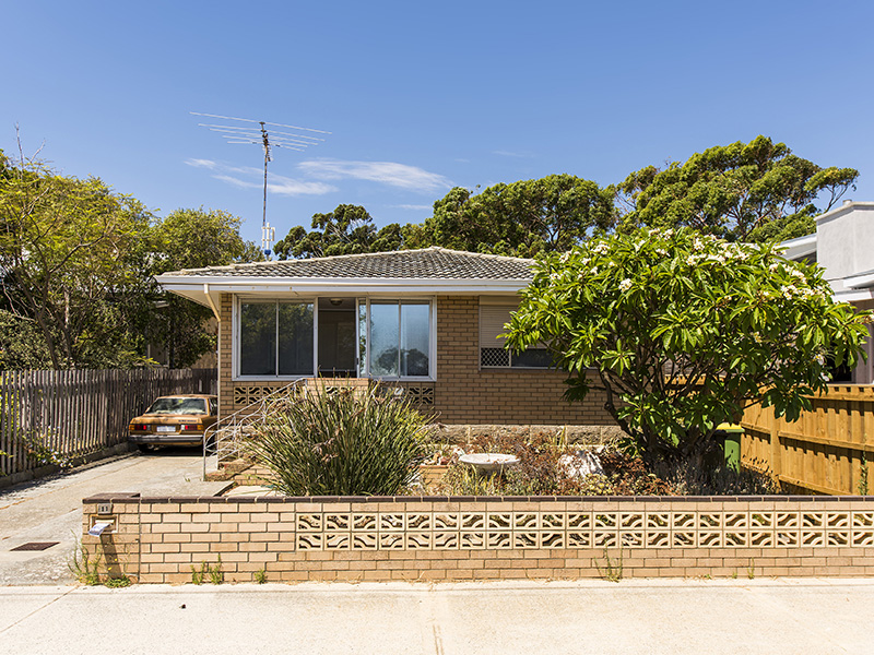 11 Thompson Road, North Fremantle, WA 6159