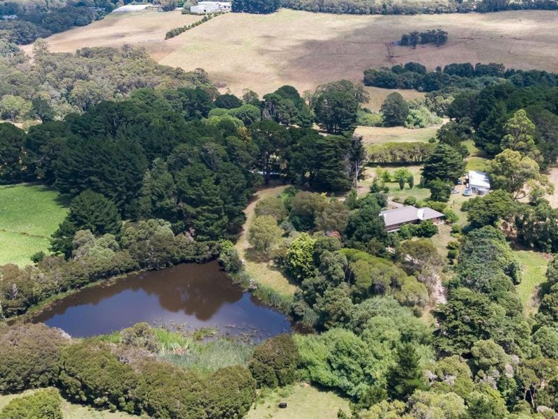 82 Shoreham Road, Red Hill South, VIC 3937