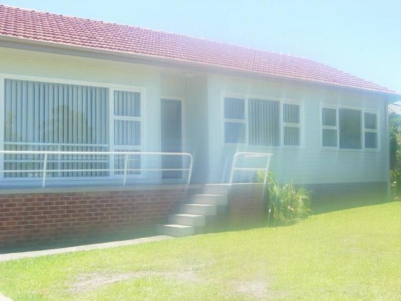 77 Evans Street, Belmont, NSW 2280