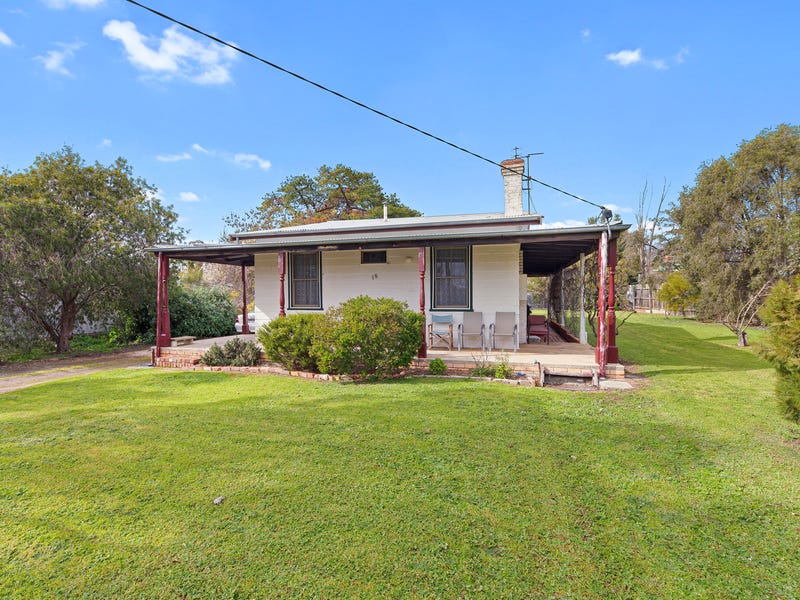15 Napier Street, Eaglehawk, Vic 3556 Property Details
