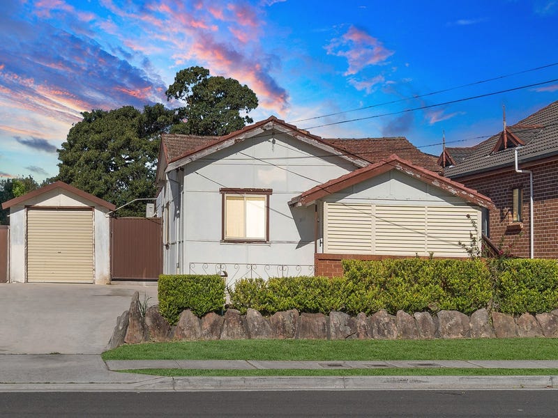 215 Waterloo Road, Greenacre, NSW 2190 Property Details