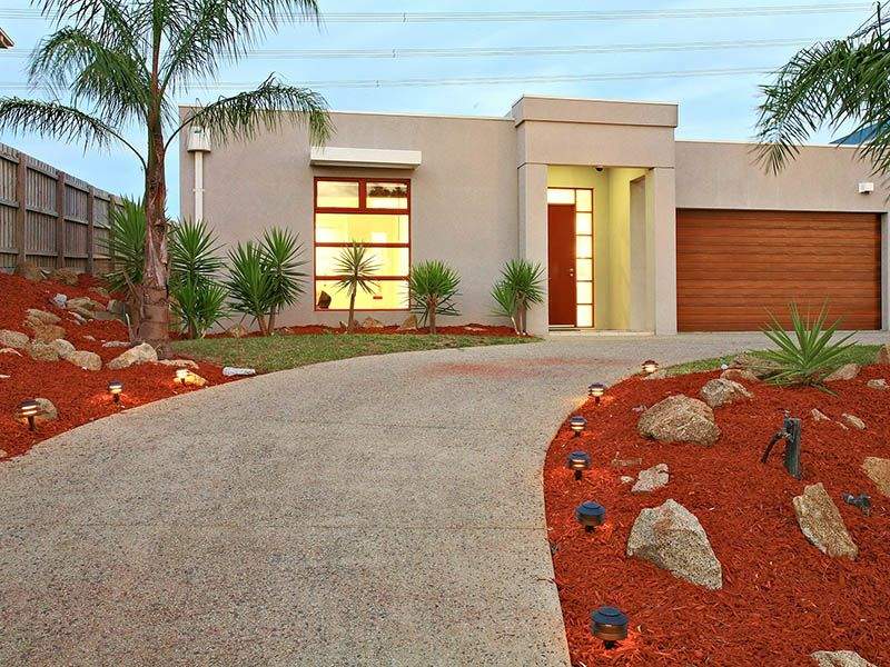 8 Annadale Mews, Greenvale, Vic 3059 Property Details