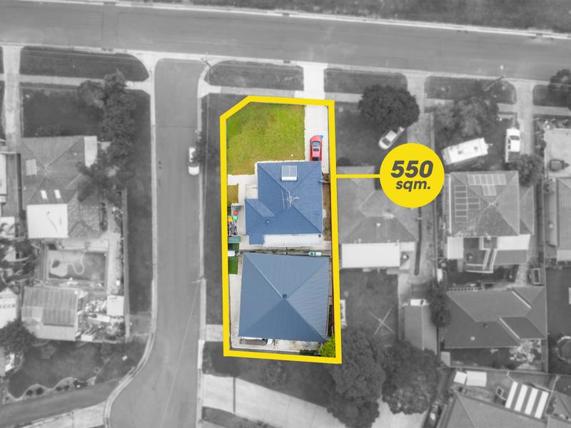 18 & 18a Cosgrove Crescent, Kingswood, NSW 2747 Property Details