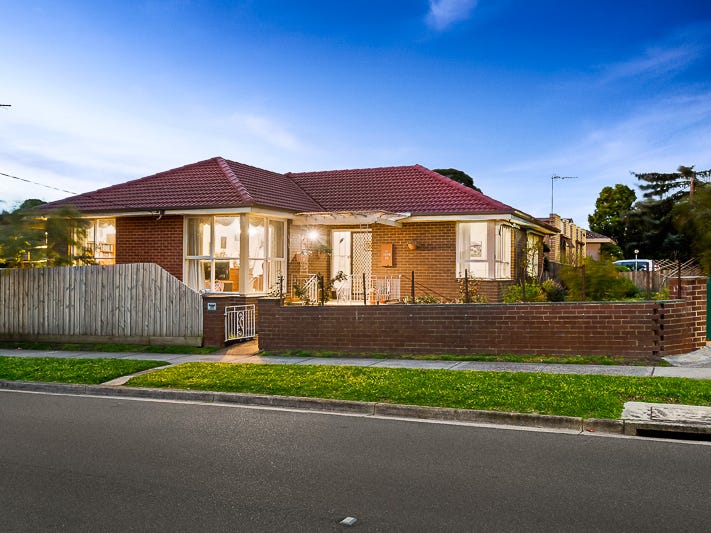13 Farm Road, Oakleigh South, VIC 3167