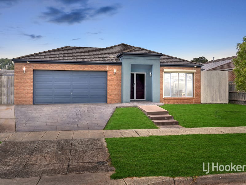 11 Charlwood Close, Lynbrook, Vic 3975 Property Details