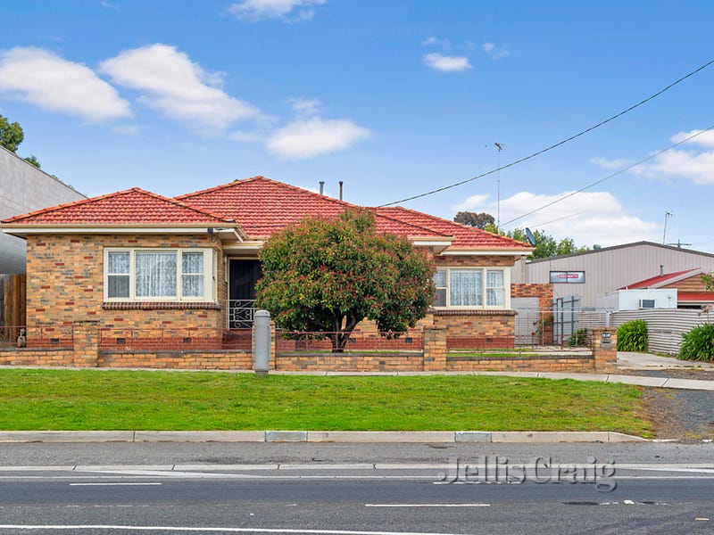 1166 Geelong Road, Mount Clear, VIC 3350