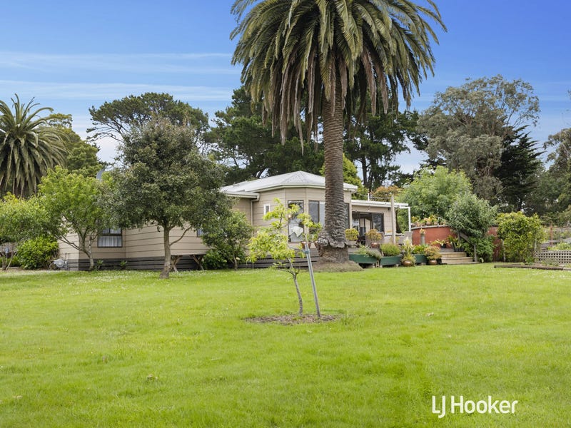 5715 Bass Highway, Inverloch, Vic 3996 Property Details