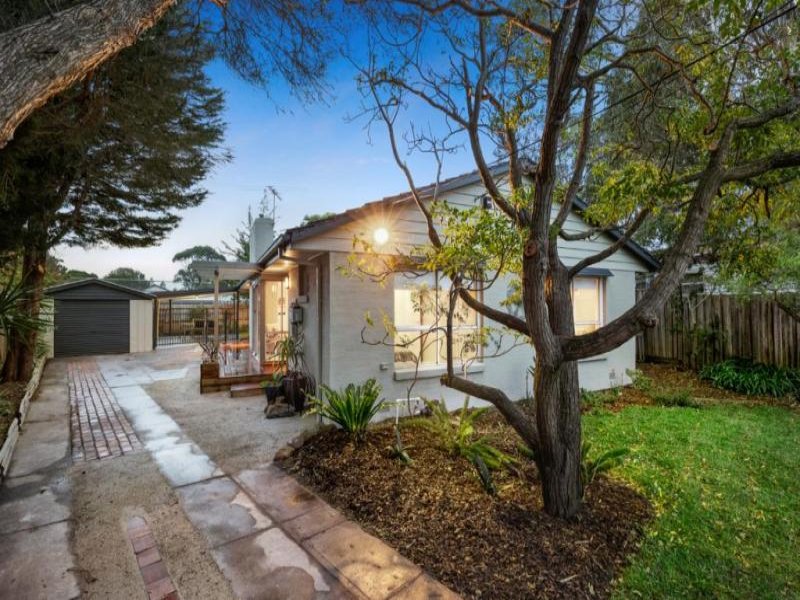 29 Hayman Avenue, Seaford, Vic 3198 Property Details