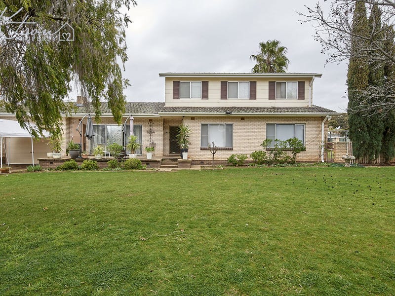 27 Nixon Crescent, Tolland, NSW 2650 Property Details