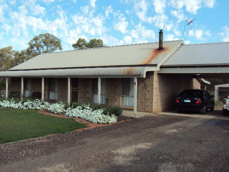 4 Russell St DUNOLLY, Maryborough, Vic 3465 Property Details