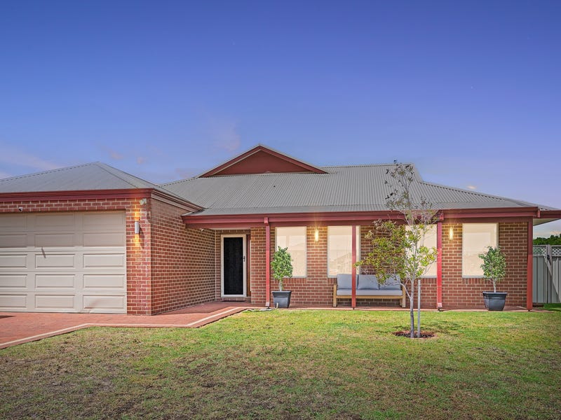 1 Jupiter Drive, Australind, WA 6233 Property Details