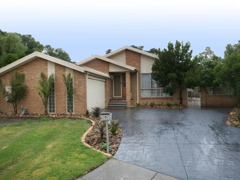 5 James Court, Narre Warren, VIC 3805