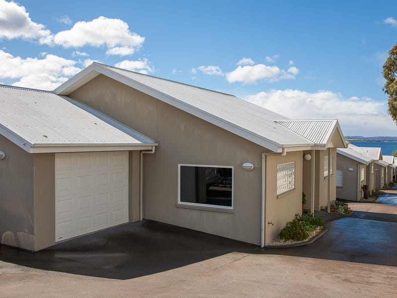 1/190 Roslyn Avenue, Blackmans Bay, Tas 7052 1/190 Roslyn Avenue, Blackmans Bay, Tas 7052 - View Sold History & Research Property... 