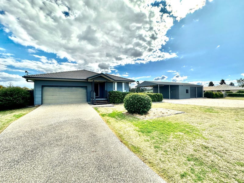 44 Ainsworth Street, Chinchilla, QLD 4413