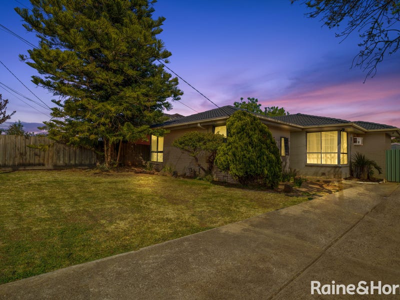 43 Plover Street, Melton, Vic 3337 Property Details