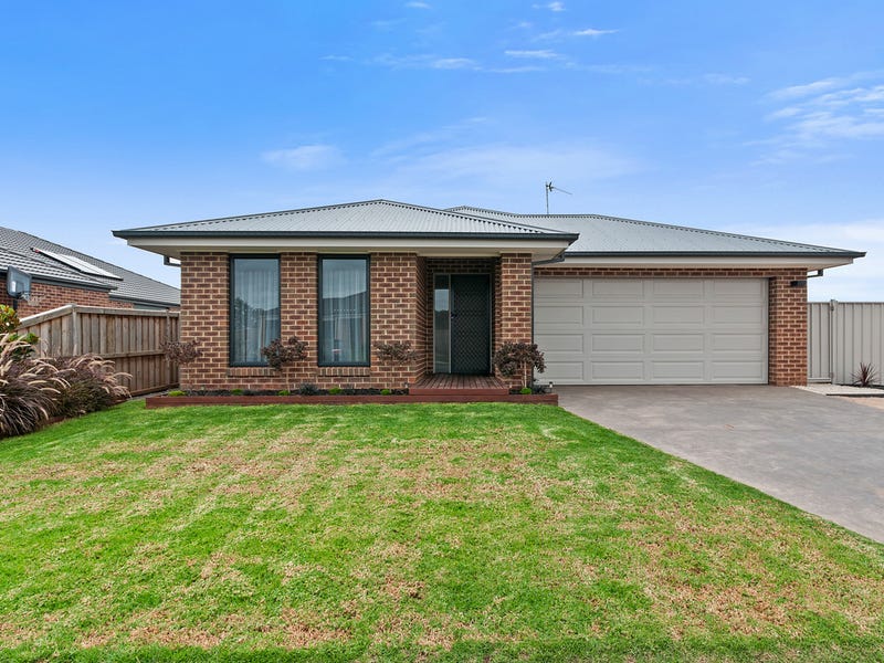 32 Street, Sale, VIC 3850