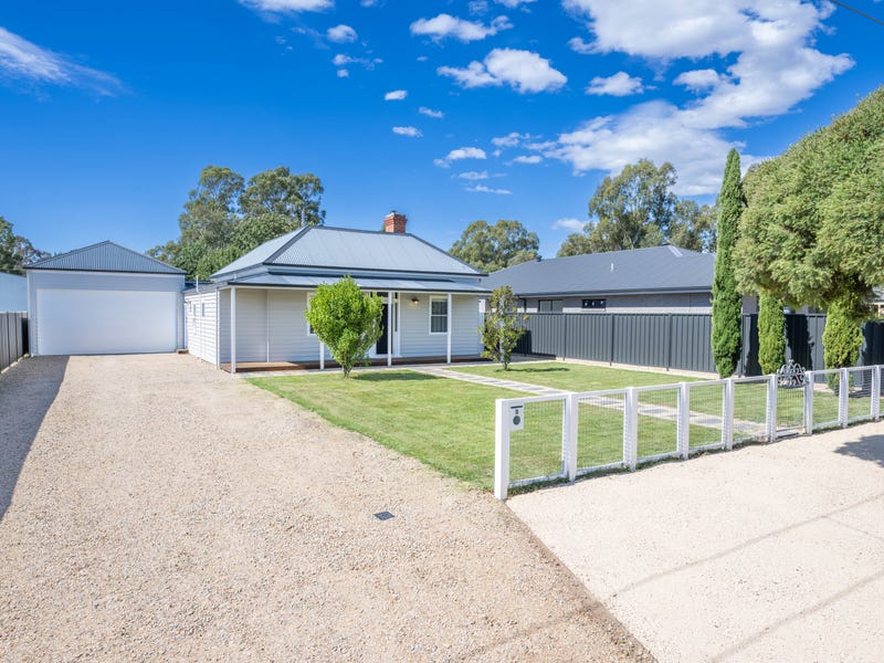 8 Sutherland Street, Euroa, Vic 3666 Property Details