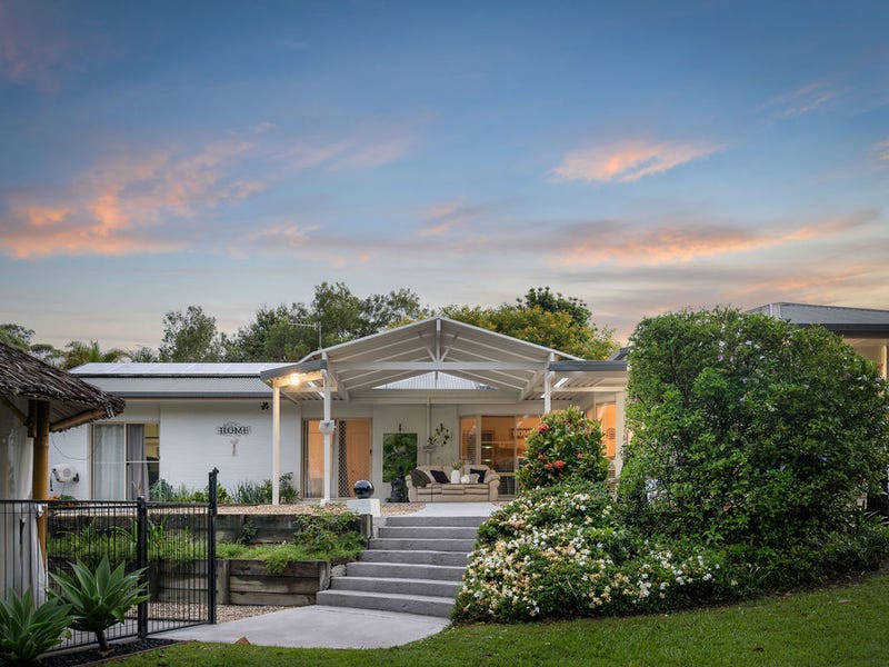 4 Discovery Drive, Moonee Beach, NSW 2450