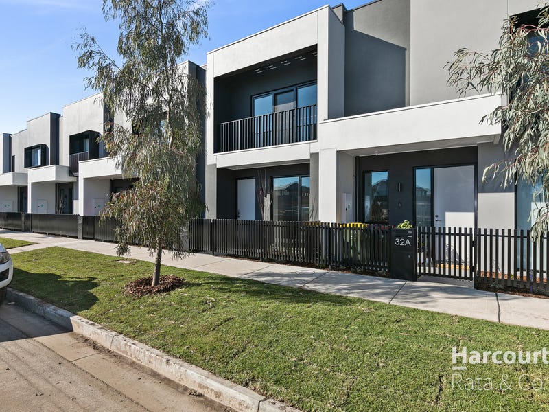32B Hardwood Grove, Donnybrook, Vic 3064 Townhouse for Rent