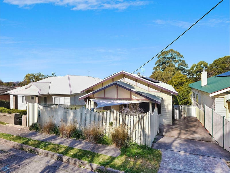 28 Addison Road, New Lambton, NSW 2305 28 Addison Road, New Lambton, NSW 2305