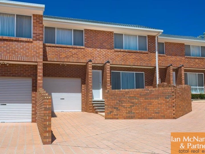 2/15 Southwell Place, Queanbeyan, NSW 2620 Townhouse for Rent