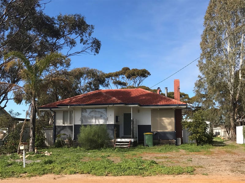 9 Lefroy Street, Merredin, WA 6415 Property Details