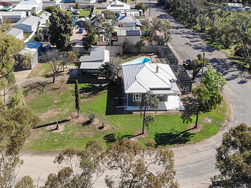 2 North East Tce, Bute, SA 5560 Property Details