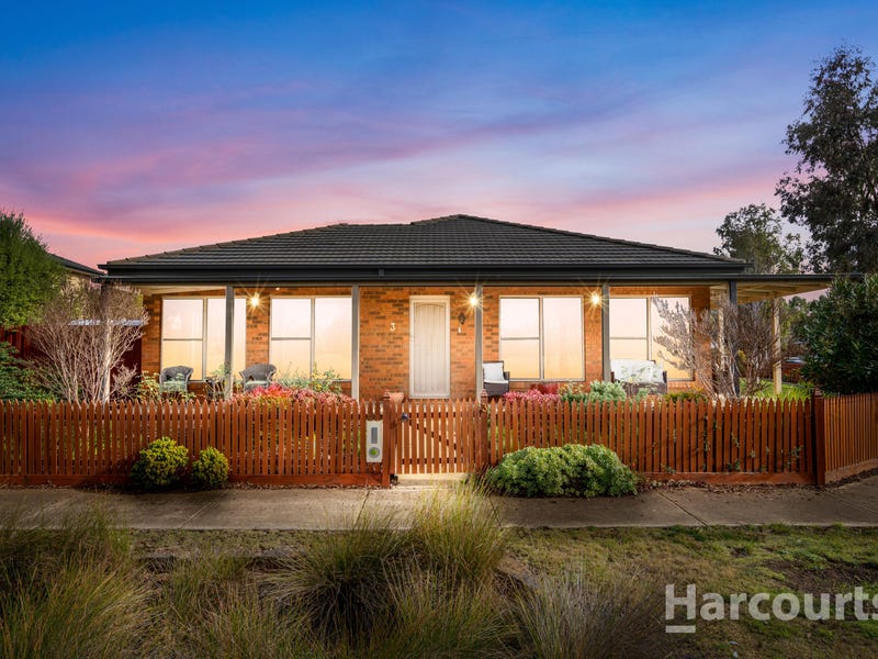 3 Heathcote Drive, Eynesbury, Vic 3338 Property Details