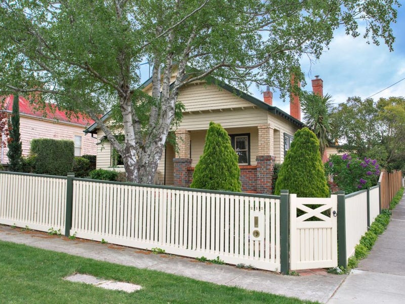 215 Chisholm Street, Soldiers Hill, VIC 3350