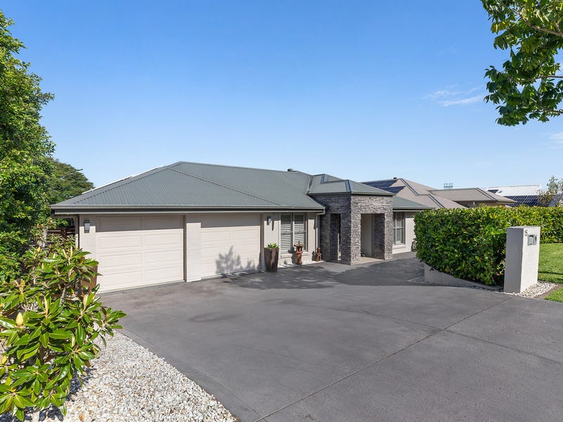 15 Figtree Bay Drive, Kincumber, NSW 2251 Property Details