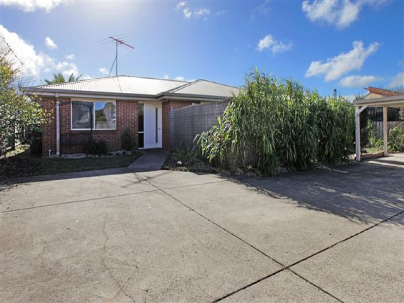 2/90 Beach Road, Torquay, Vic 3228 Property Details