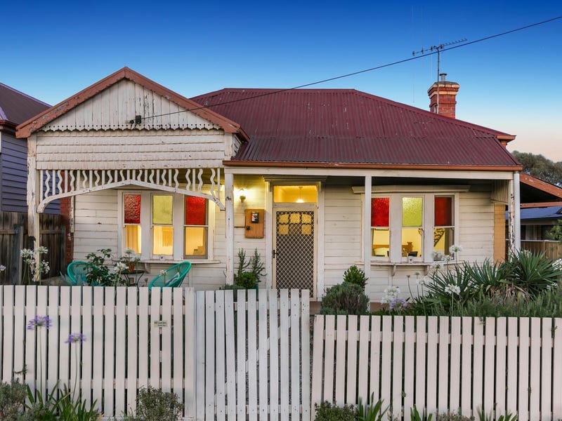 121 Williamson Street, Bendigo, Vic 3550 Property Details