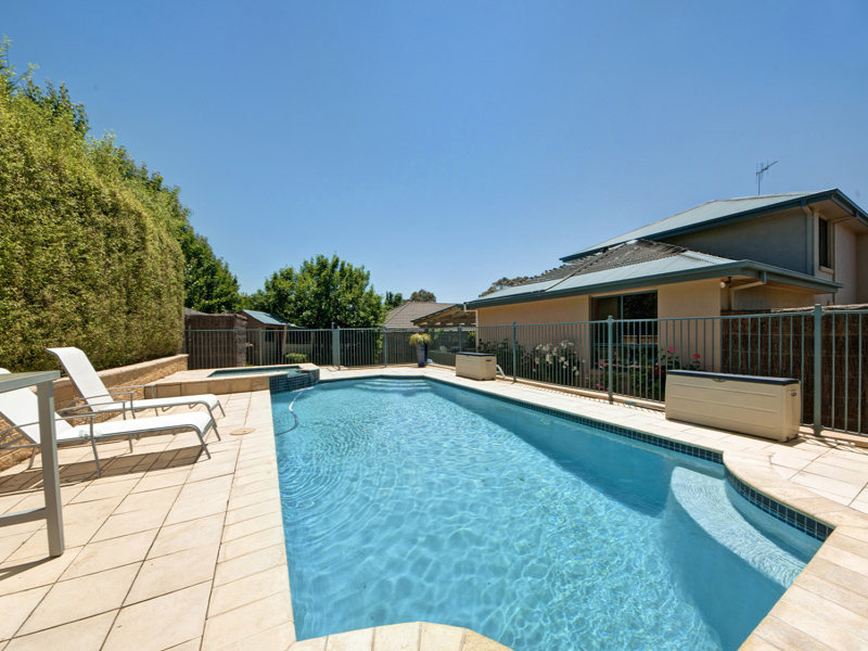 3 Hoad Place "Harcourt Hill", Nicholls, ACT 2913 Property Details