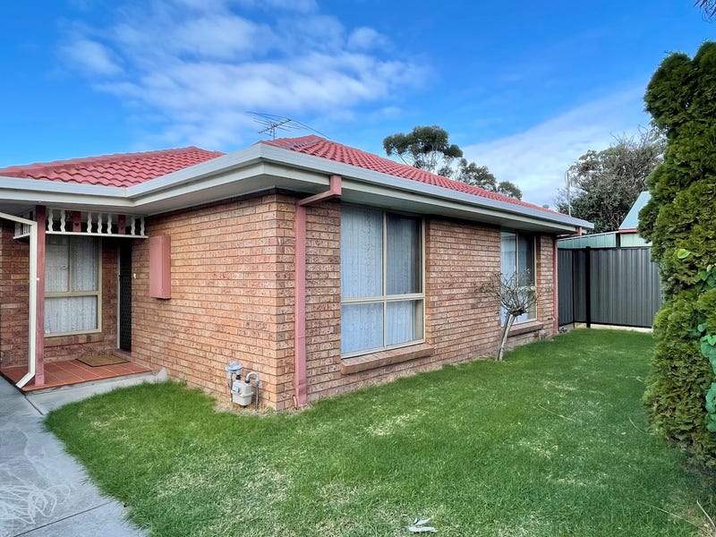 2/2 Waratah Street, Seaholme, VIC 3018