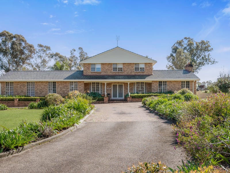 7 Rofe Place, Grasmere, NSW 2570 Property Details