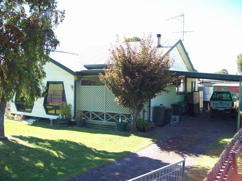 10 Vaughan Tce, Nangwarry, SA 5277 Property Details