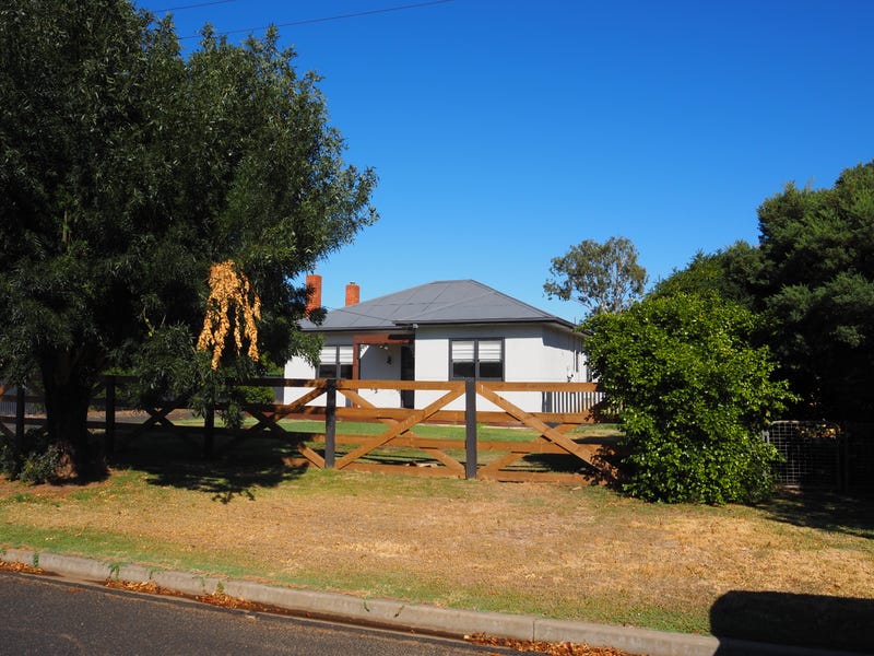 6 Coles St, Nhill, Vic 3418 House for Sale