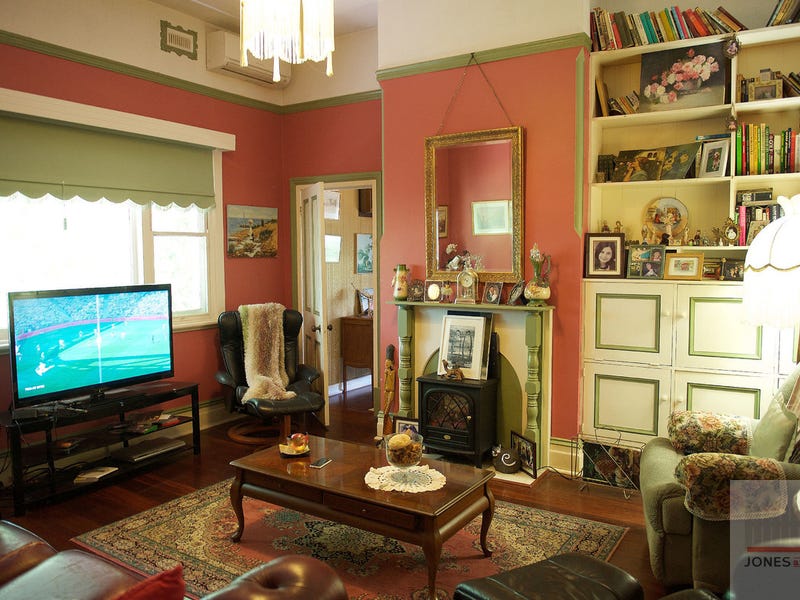 12 Geraldine Street, Bassendean, WA 6054